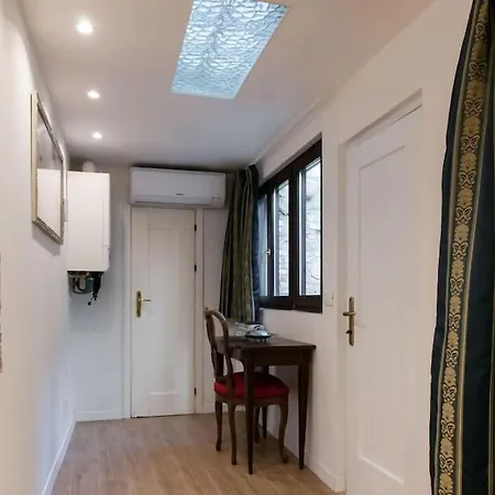 Casa Mariagrazia - Cozy Flat In With Private Patio Venetië